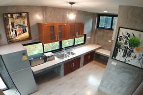 Krabi Green Hill Pool Villas