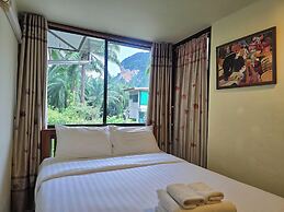 Krabi Green Hill Pool Villas