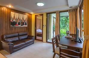 Krabi Green Hill Pool Villas