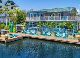 Latitude 26 Waterfront Boutique Resort - Bonita Springs