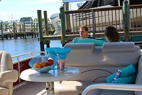 Latitude 26 Waterfront Boutique Resort - Bonita Springs