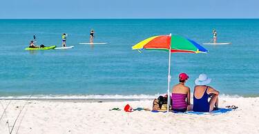 Latitude 26 Waterfront Boutique Resort - Bonita Springs