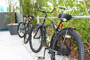 Latitude 26 Waterfront Boutique Resort - Bonita Springs