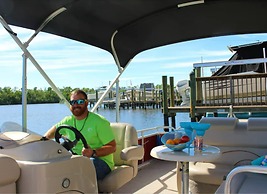 Latitude 26 Waterfront Boutique Resort - Bonita Springs