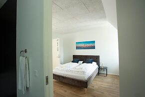 Hotel City