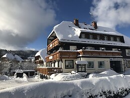 Hotel Zartenbach B&B