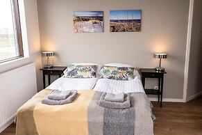 Black Beach Guesthouse