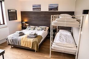 Black Beach Guesthouse