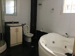 Bates Place Apartments