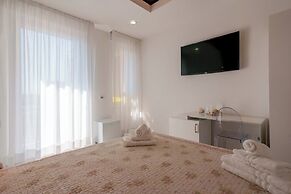 Lumiere Rooms - Eja Sardinia
