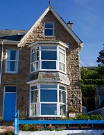 Harbour View Guest House