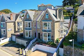 Harbour View Guest House