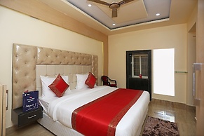 OYO 15530 Hotel G S Residency