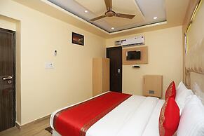OYO 15530 Hotel G S Residency