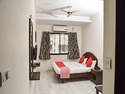 OYO 12854 Hotel Sahara Inn