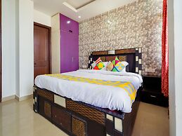 OYO 13291 Home Valley View 2BHK Near Picture Palace