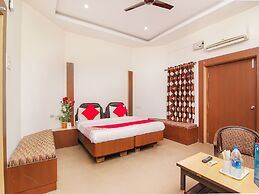 OYO 13097 Lukergunj Holidays