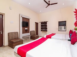 OYO 13097 Lukergunj Holidays