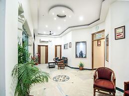 OYO 13097 Lukergunj Holidays