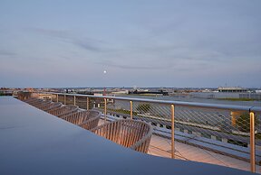 Conrad Washington, DC