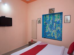 OYO 14227 Home Lake View Stay Brahmpol