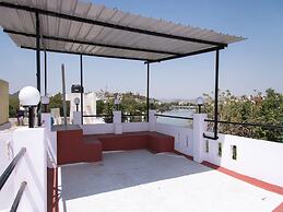 OYO 14227 Home Lake View Stay Brahmpol