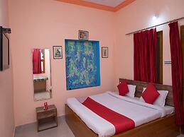 OYO 14227 Home Lake View Stay Brahmpol