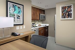 Homewood Suites by Hilton Austin Downtown