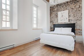 Les Lofts de Buade by Les Lofts Vieux-Québec