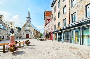 Les Lofts de Buade by Les Lofts Vieux-Québec