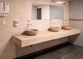 Hotel Bestmark Platinum