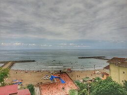 Yalıncak Beach Residence