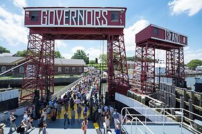 Collective Retreats Governors Island