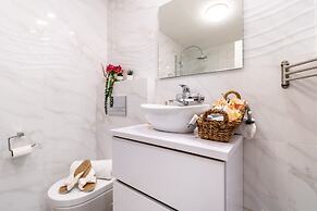 King David Court - Isrentals