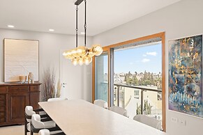 King David Court - Isrentals