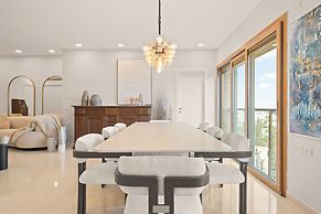 King David Court - Isrentals