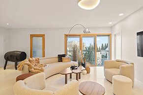 King David Court - Isrentals