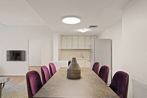 King David Court - Isrentals