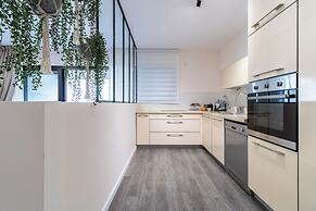 King David Court - Isrentals