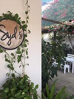 Syds Guesthouse I