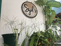 Syds Guesthouse I