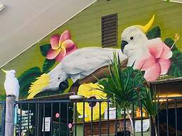 Backpackers By The Bay