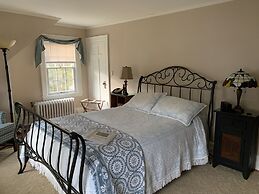Genesee Country Inn B&B