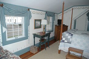 Genesee Country Inn B&B