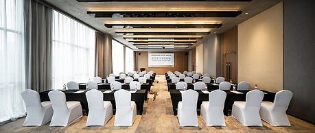 Chengdu High-tech Zone Tongpai Hotel