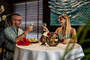 Canvas Escape Resort