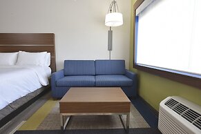 Holiday Inn Express & Suites - Orlando - Southeast by IHG