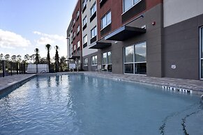 Holiday Inn Express & Suites - Orlando - Southeast by IHG