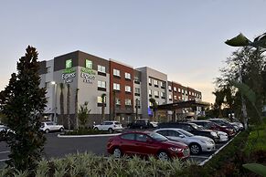 Holiday Inn Express & Suites - Orlando - Southeast by IHG