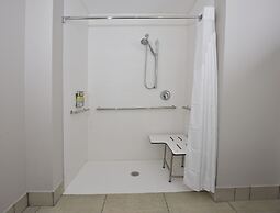 Holiday Inn Express & Suites - Orlando - Southeast by IHG